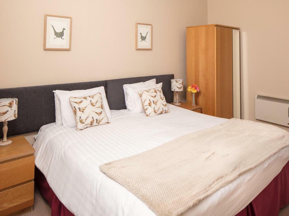 The Gordon Arms Hotel West Linton Extérieur photo
